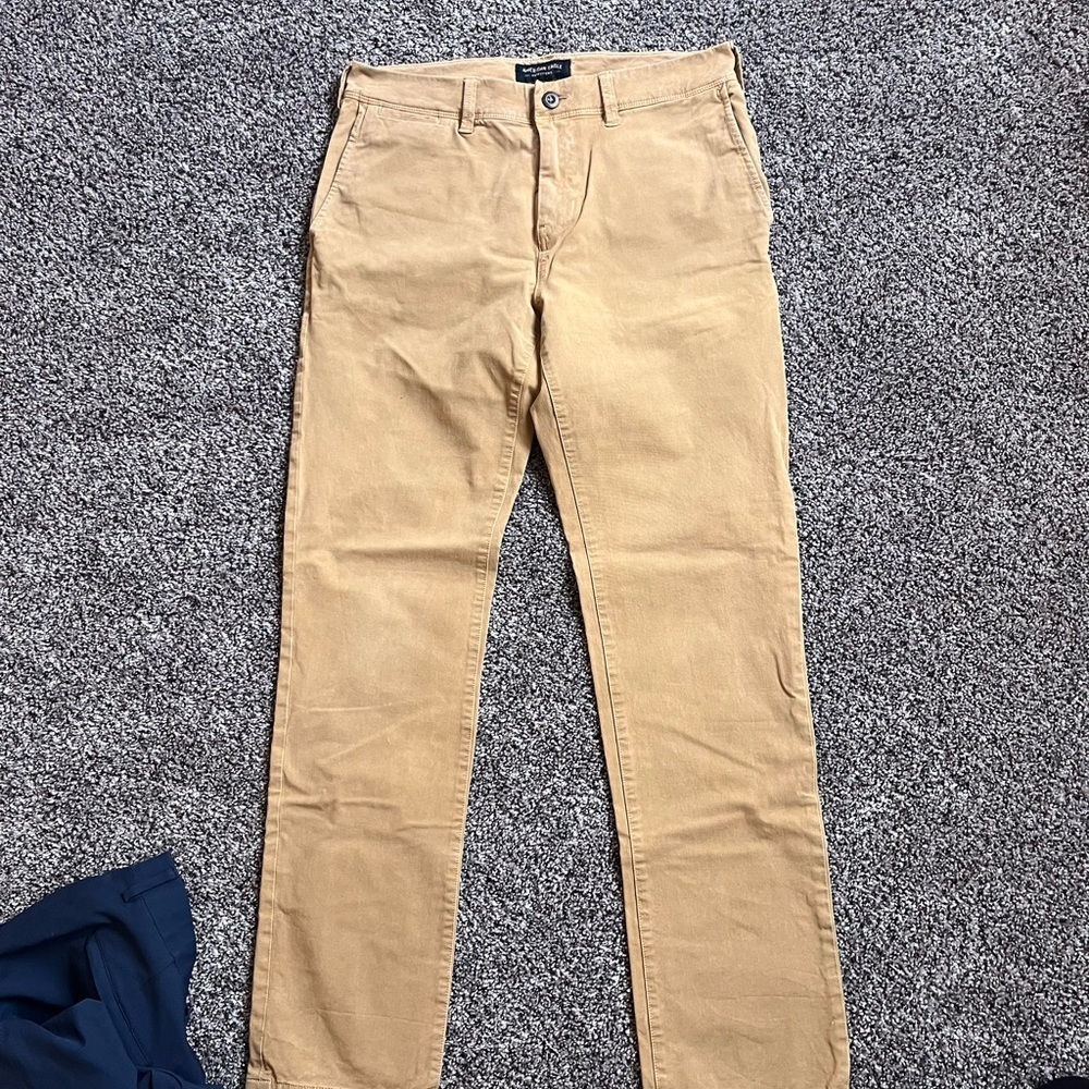 American Eagle Extreme Flex Khaki Chinos - Picture 4 of 10